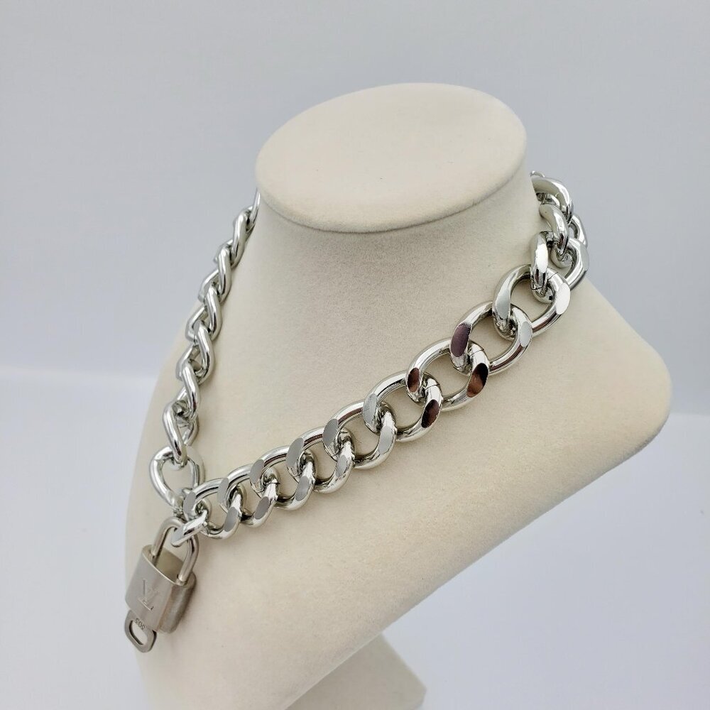 Authentic Louis Vuitton Padlock w/Unbranded Stainless Steel Plated Silver Chain - Picture 2 of 10